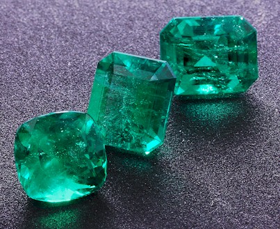 Loose colombian emeralds